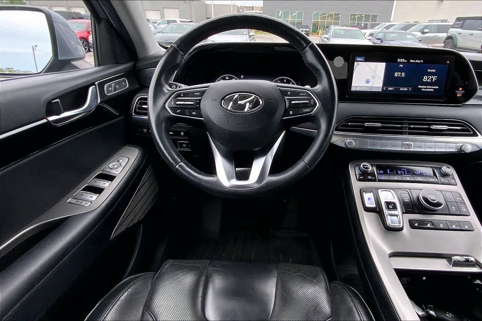 Used 2021 Hyundai Palisade Limited FWD image 6