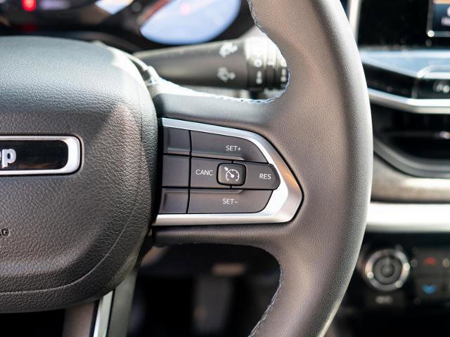 Used 2022 Jeep Compass Latitude image 24