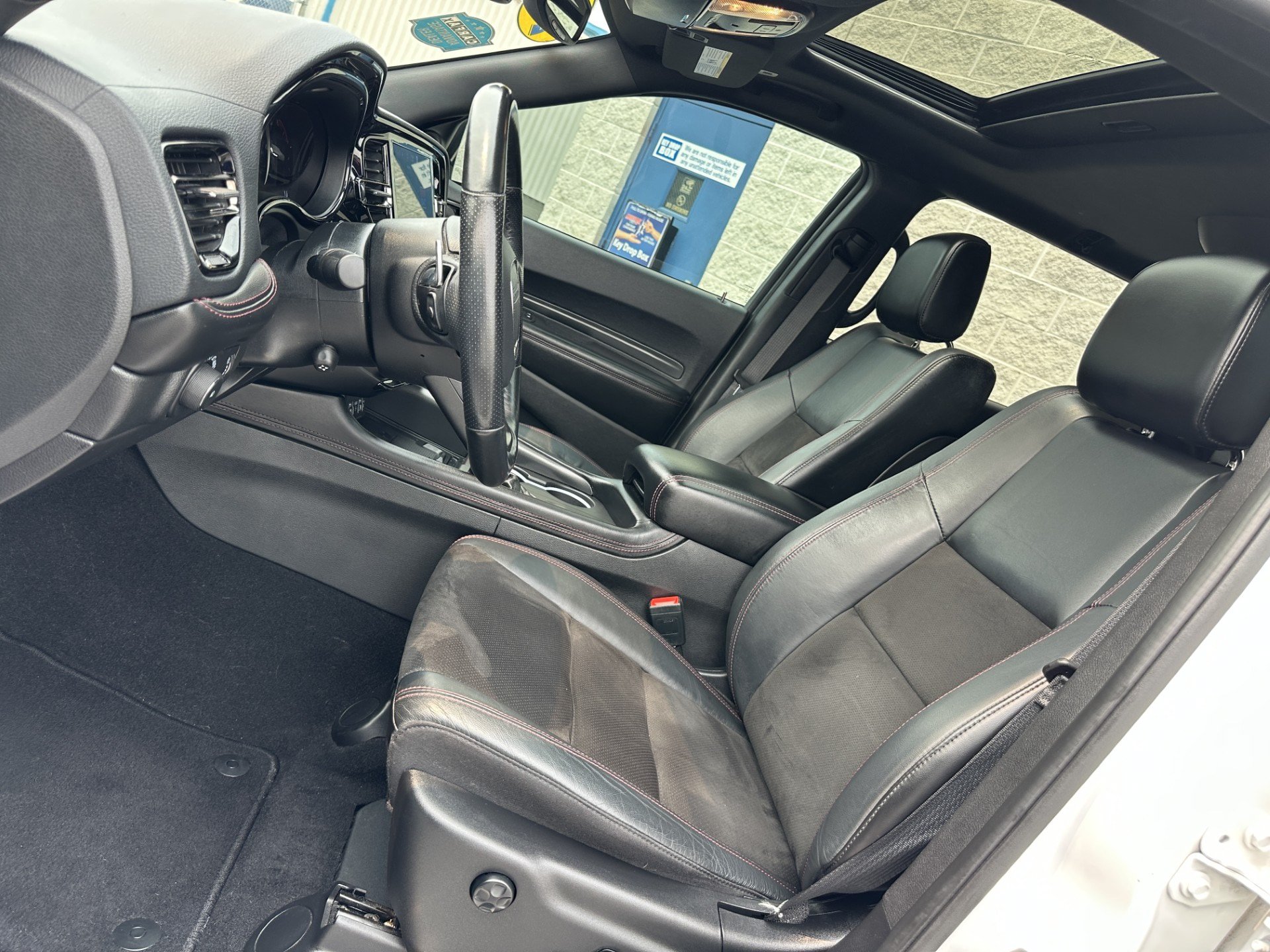 Used 2021 Dodge Durango R/T w/ Blacktop Package AWD/4WD image 10