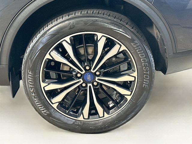 Certified 2022 Ford Escape SE w/ SE Sport Appearance Package AWD/4WD image 7