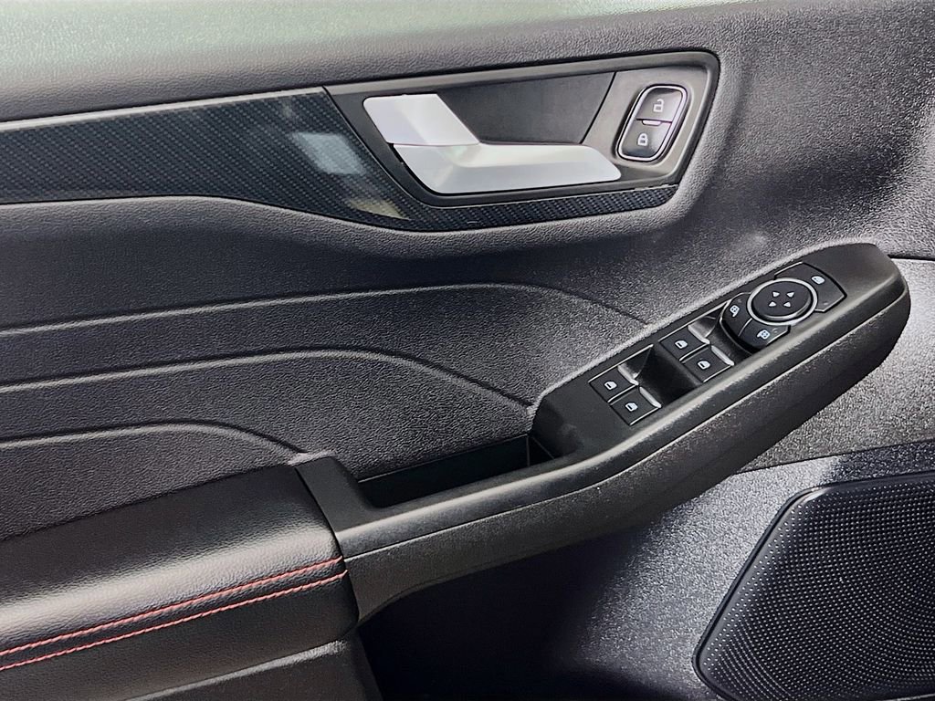 Certified 2023 Ford Escape ST-Line w/ Tech Pack #1 image 23