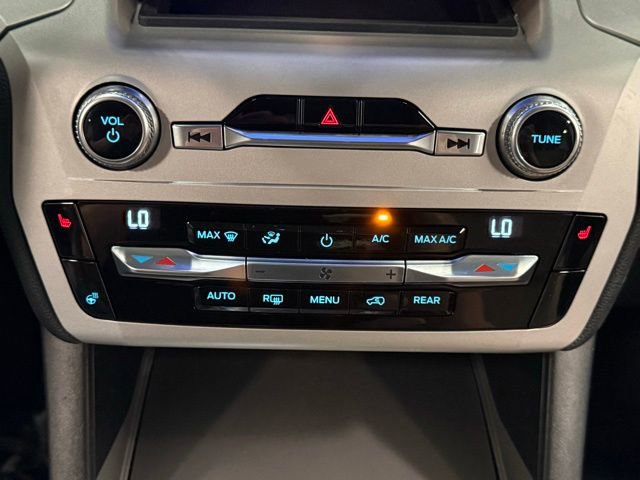 Certified 2020 Ford Explorer XLT w/ Equipment Group 202A AWD/4WD image 29