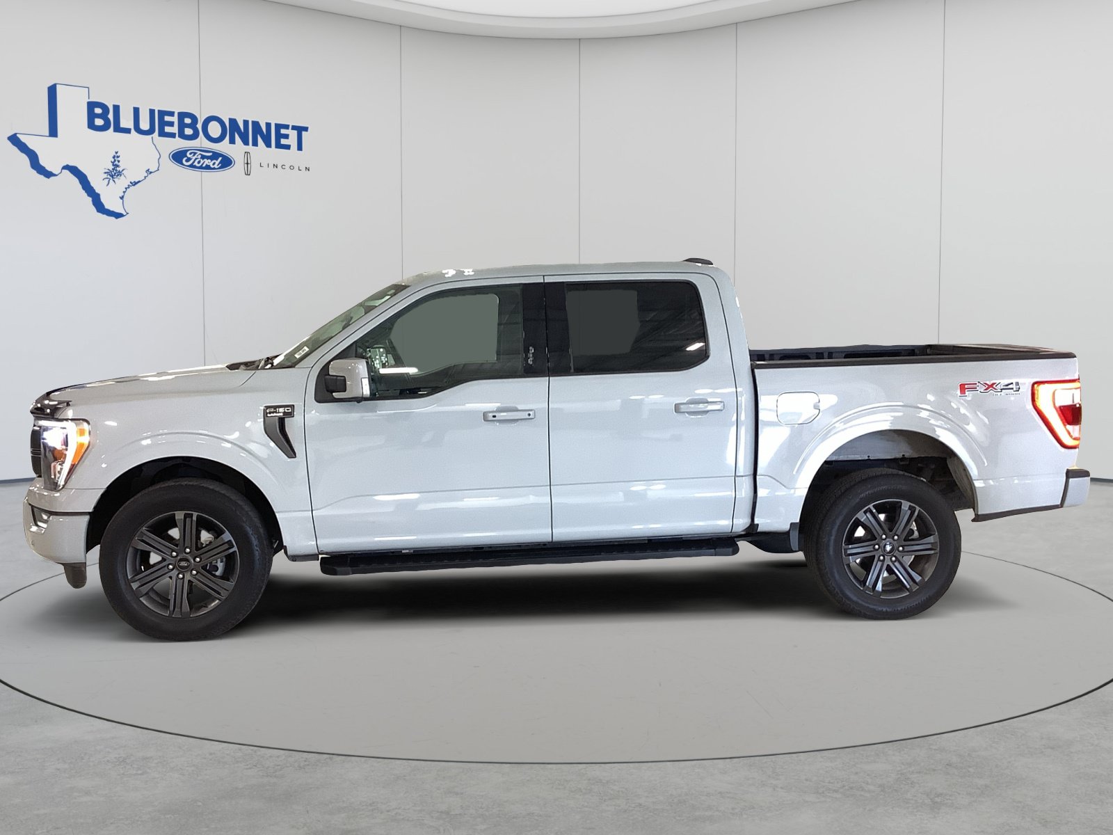 Certified 2023 Ford F150 Lariat w/ Max Trailer Tow Package AWD/4WD image 8