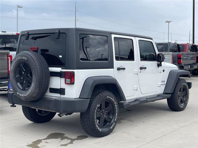 Used 2018 Jeep Wrangler Unlimited Sport S AWD/4WD image 7