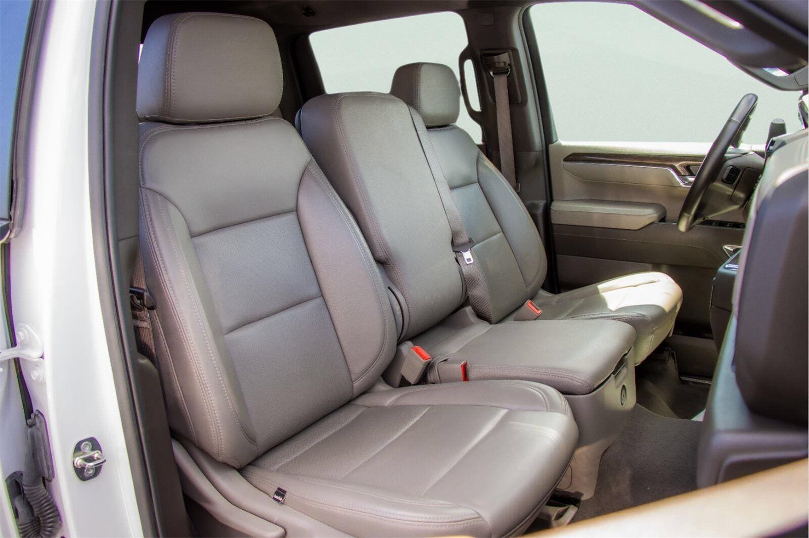Used 2023 Chevrolet Silverado 1500 RST w/ Z71 Off-Road Package AWD/4WD image 7