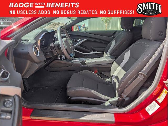 Used 2024 Chevrolet Camaro LT RWD image 10