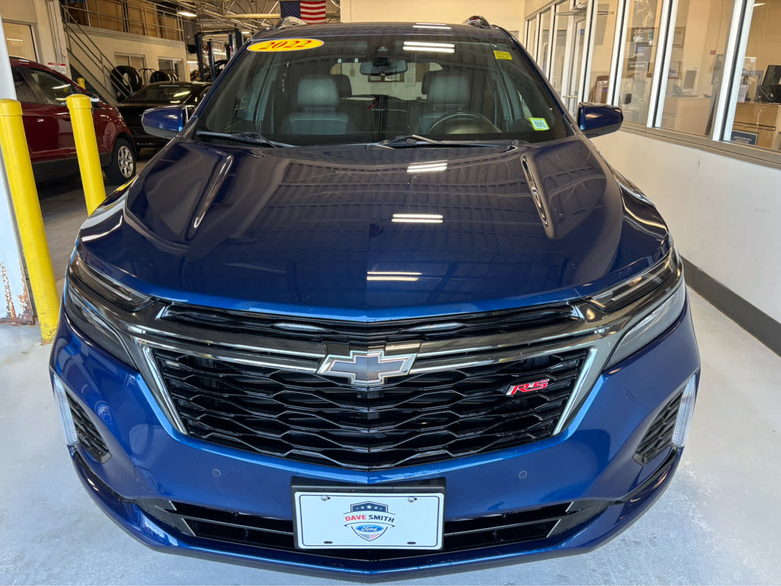 Used 2022 Chevrolet Equinox RS AWD/4WD image 2