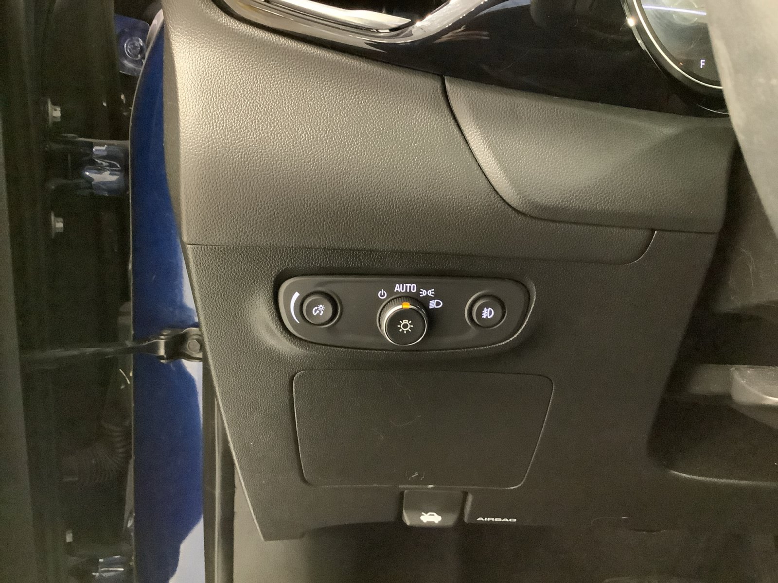 Used 2023 Buick Encore GX Select w/ Safety Package II AWD/4WD image 22