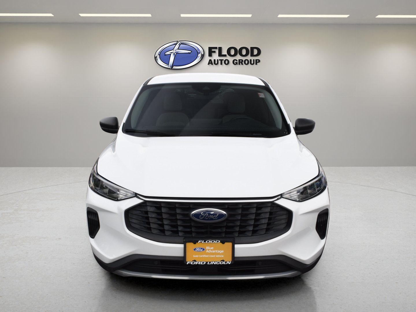 Certified 2023 Ford Escape Active w/ Tech Pack #1 AWD/4WD image 2