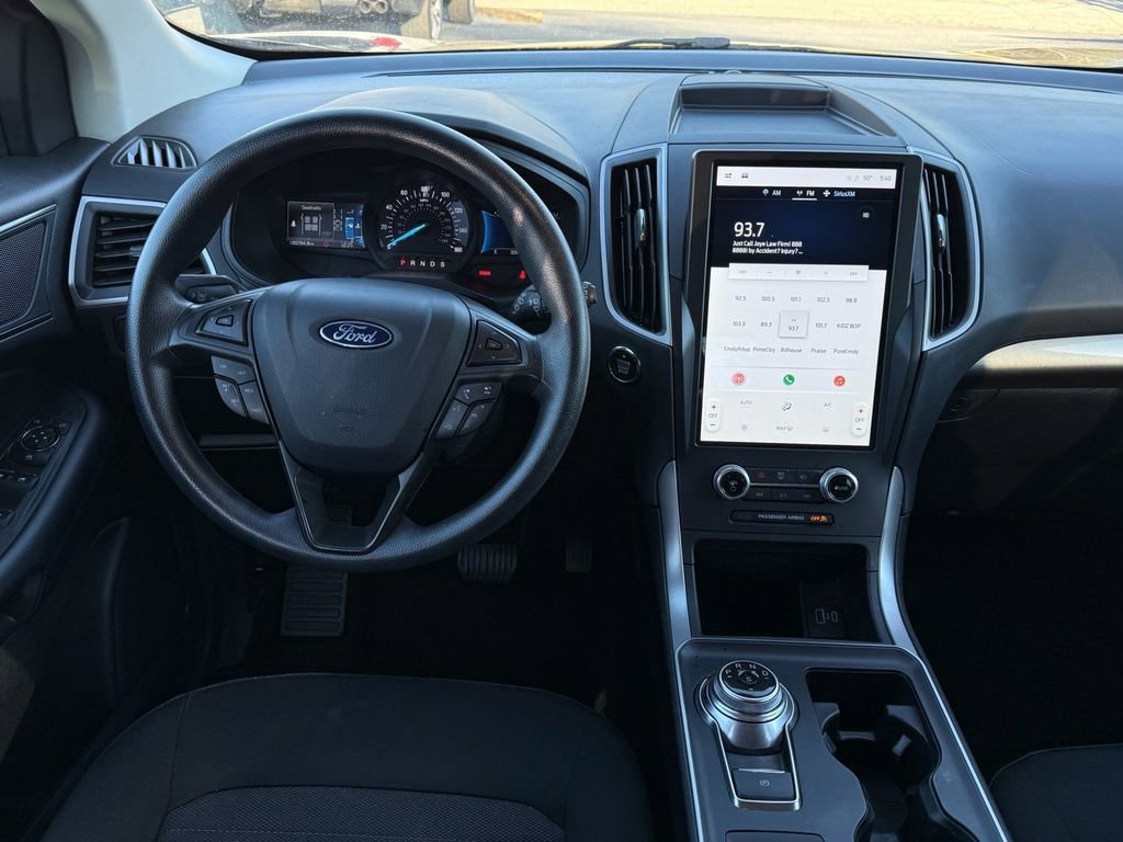 Certified 2022 Ford Edge SE w/ Black Appearance Package image 12