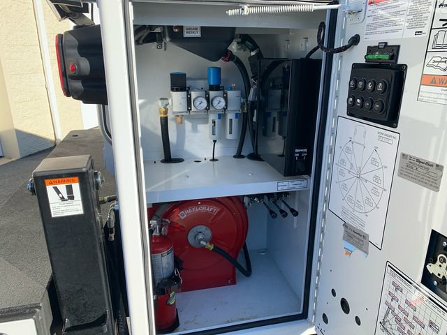 Certified 2024 Ford F550 XL Knapheide Service Body image 25