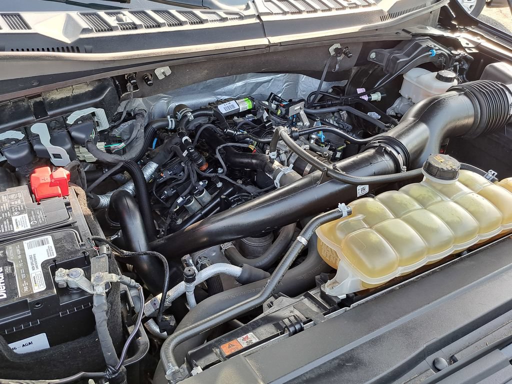 Certified 2020 Ford F150 XLT w/ Equipment Group 302A Luxury AWD/4WD image 17