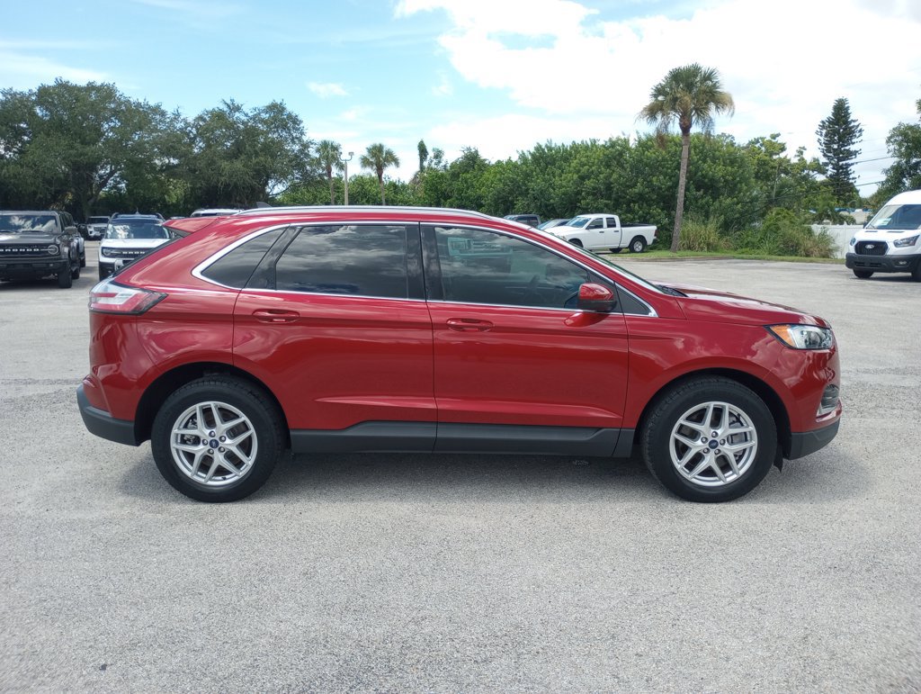 Certified 2022 Ford Edge SEL w/ Convenience Package AWD/4WD image 8