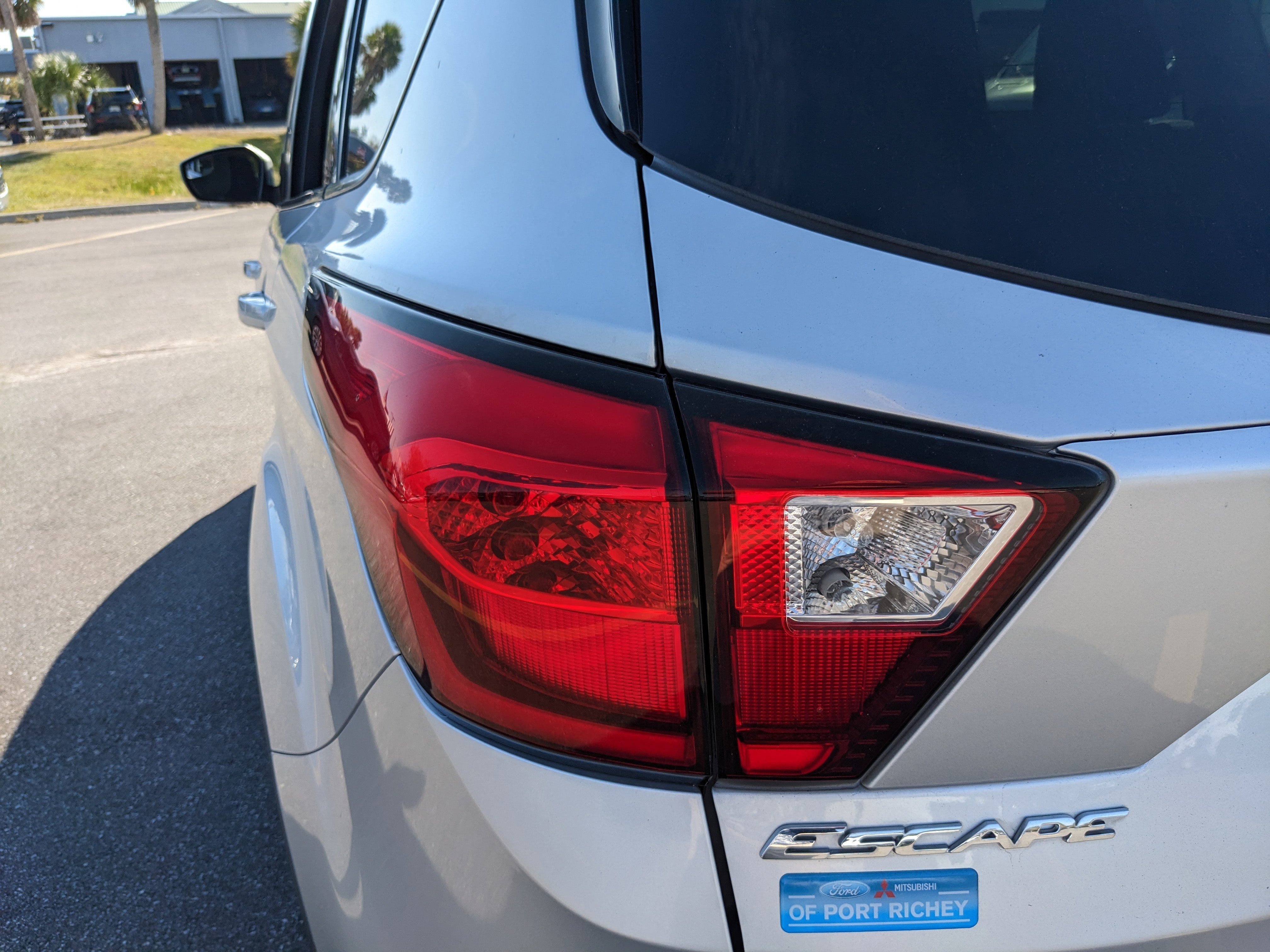 Certified 2019 Ford Escape SE image 11