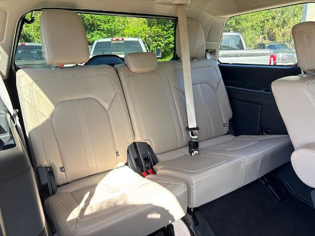 Certified 2023 Ford Expedition Limited image 27