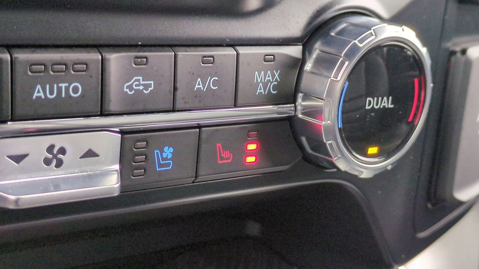 Certified 2023 Ford F150 Platinum w/ Equipment Group 701A High image 38