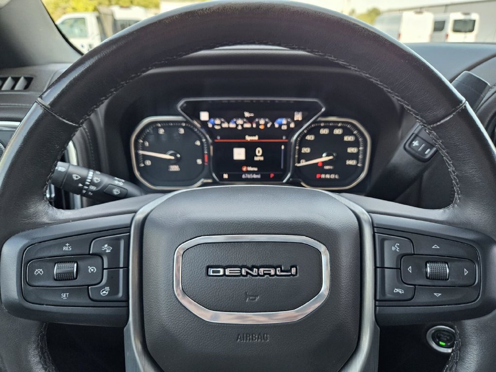 Used 2022 GMC Sierra 3500 Denali w/ Denali Ultimate Package AWD/4WD image 37