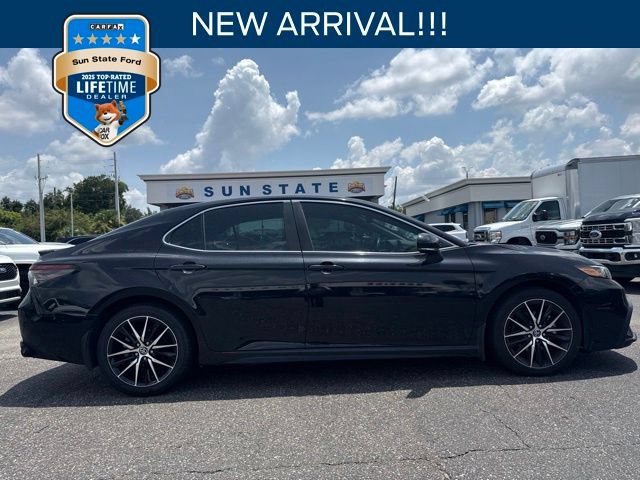 Used 2023 Toyota Camry SE