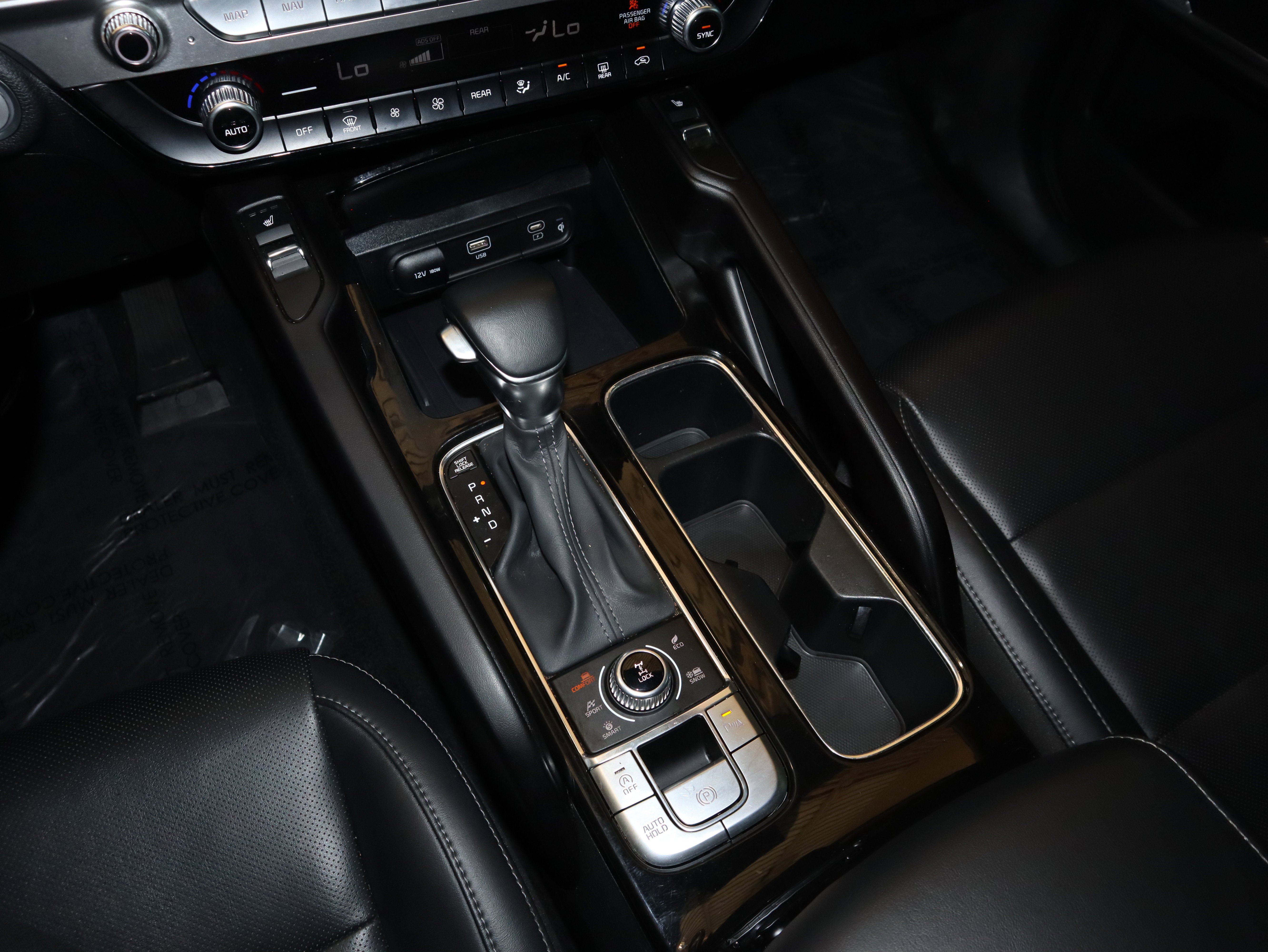Used 2025 Kia Telluride S AWD/4WD image 32