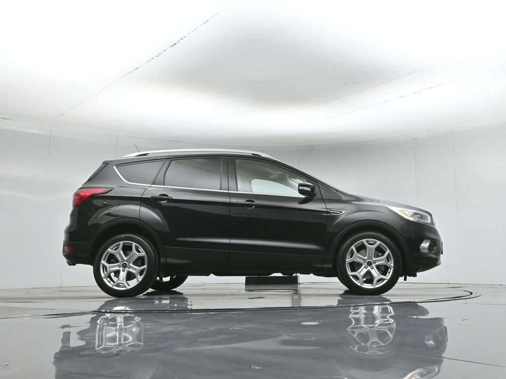Certified 2019 Ford Escape Titanium FWD image 13