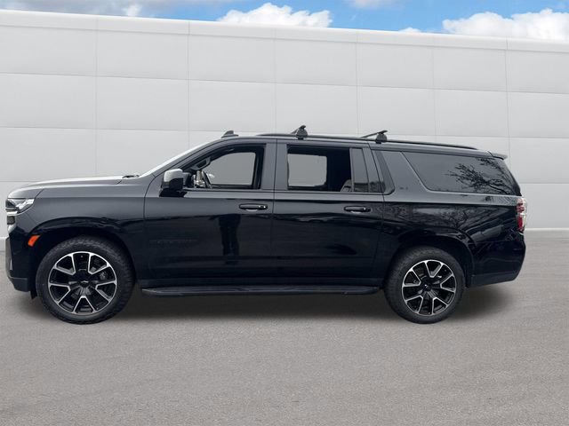 Used 2021 Chevrolet Suburban RST image 2