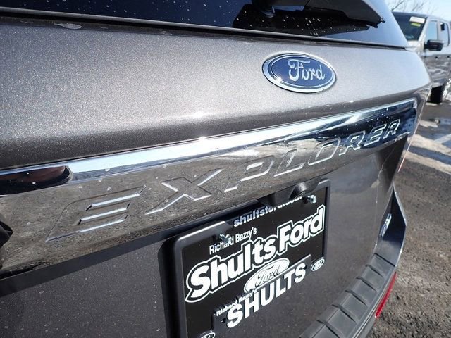 Certified 2023 Ford Explorer XLT image 6