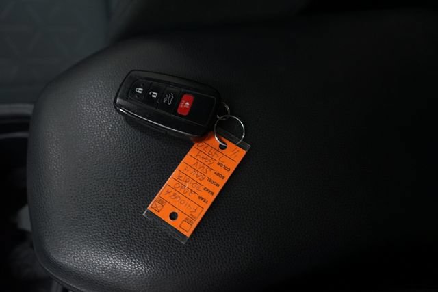 Used 2020 Toyota RAV4 XLE w/ Convenience Package AWD/4WD image 26
