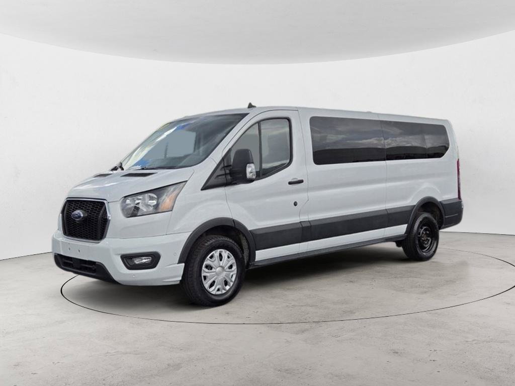 Certified 2023 Ford Transit 350 XLT RWD image 7