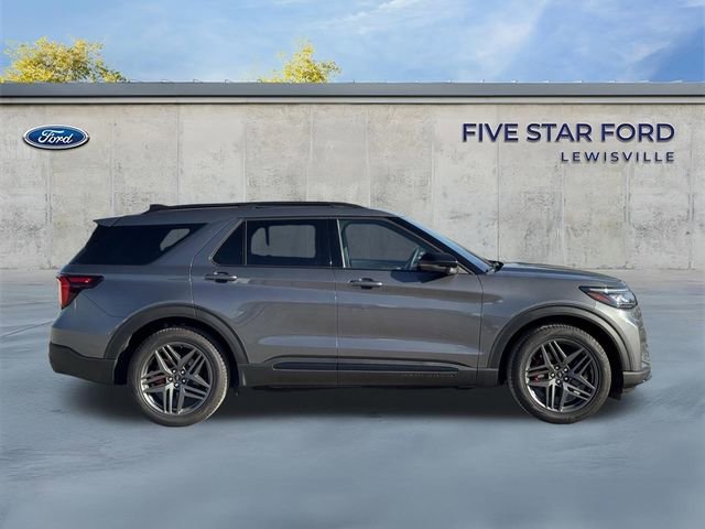 Certified 2025 Ford Explorer ST image 3