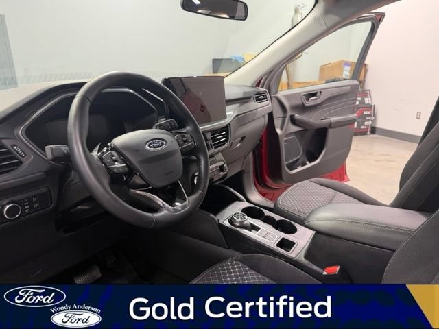 Certified 2025 Ford Escape Active w/ Tech Pack #1 FWD image 9
