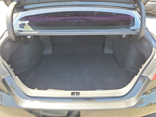Used 2019 Toyota Camry SE FWD image 18