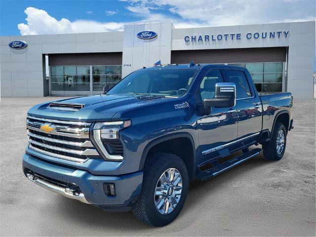 Used 2024 Chevrolet Silverado 2500 High Country w/ High Country Premium Package image 4