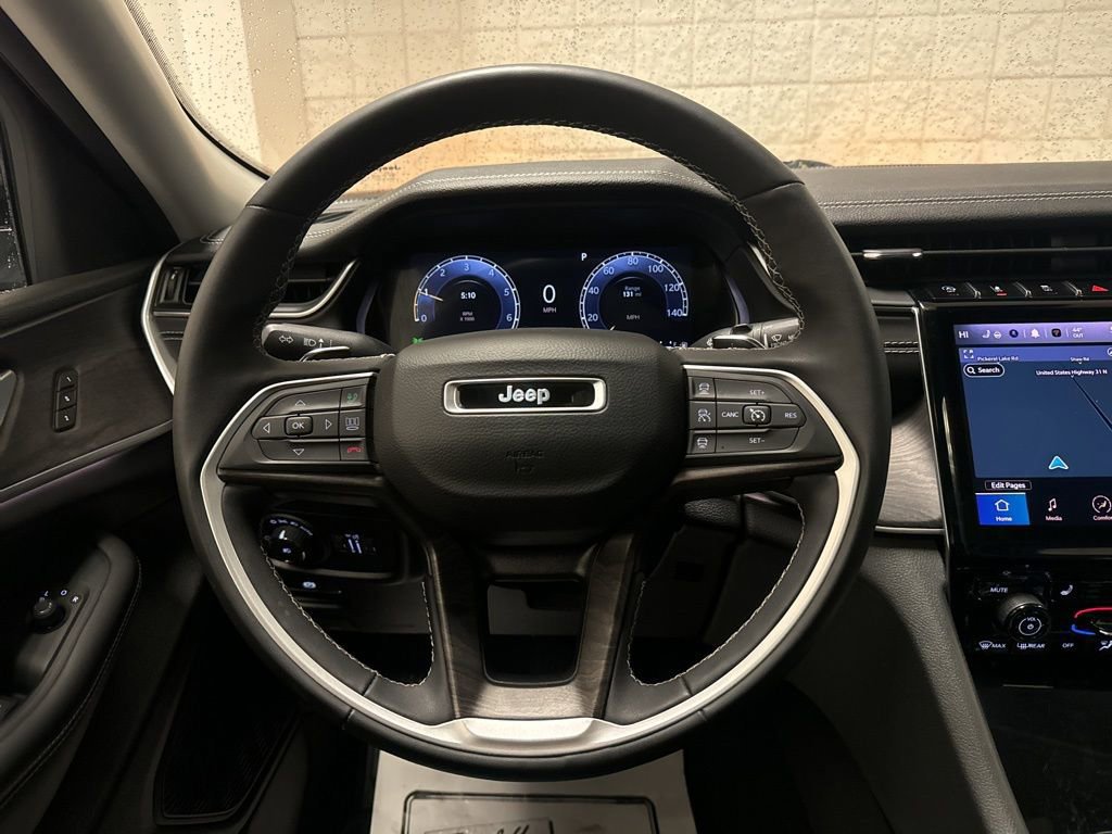 Used 2023 Jeep Grand Cherokee L Limited image 25