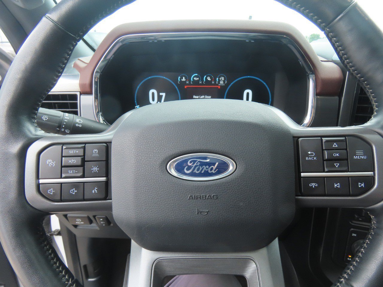 Certified 2022 Ford F150 Lariat w/ Equipment Group 502A High AWD/4WD image 26