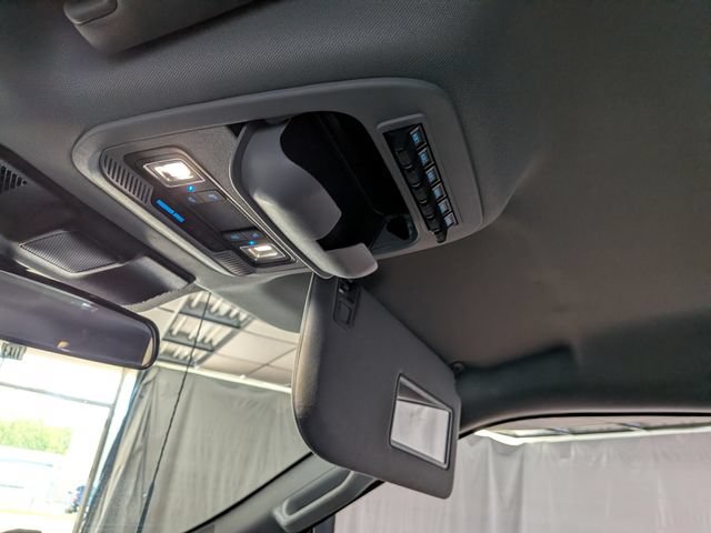 Certified 2025 Ford F250 XL w/ STX Appearance Package AWD/4WD image 20