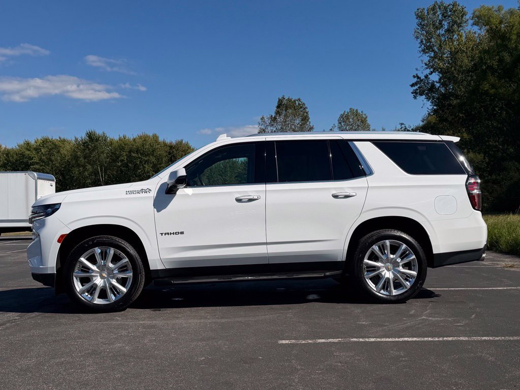 Used 2024 Chevrolet Tahoe High Country AWD/4WD image 8