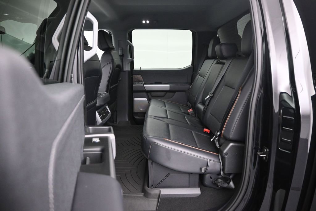 Certified 2025 Ford F350 Lariat w/ Black Appearance Package AWD/4WD image 11