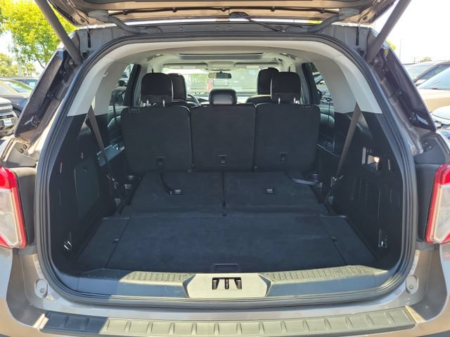 Certified 2021 Ford Explorer XLT w/ Equipment Group 202A RWD image 23