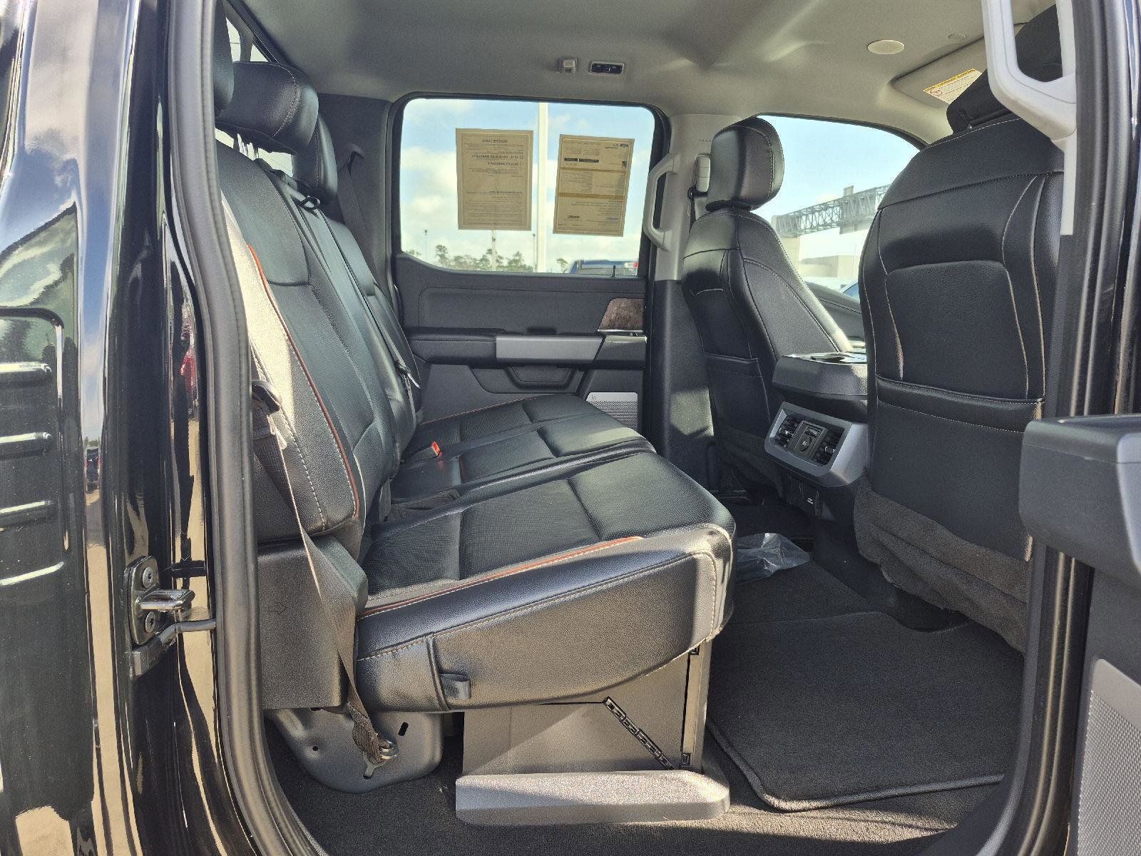 Certified 2024 Ford F250 Lariat w/ Lariat Ultimate Package image 37