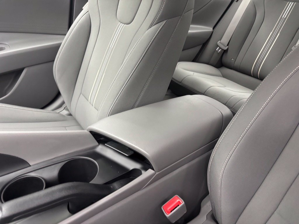Used 2024 Hyundai Elantra SEL FWD image 24