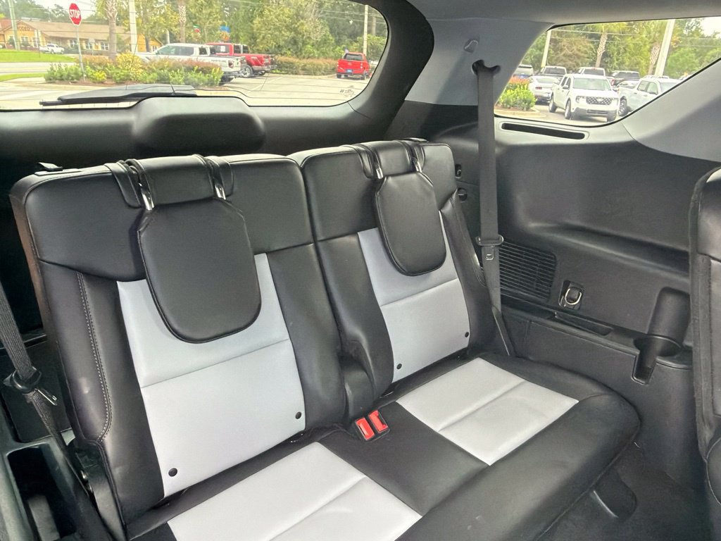 Certified 2022 Ford Explorer XLT w/ Equipment Group 202A RWD image 29