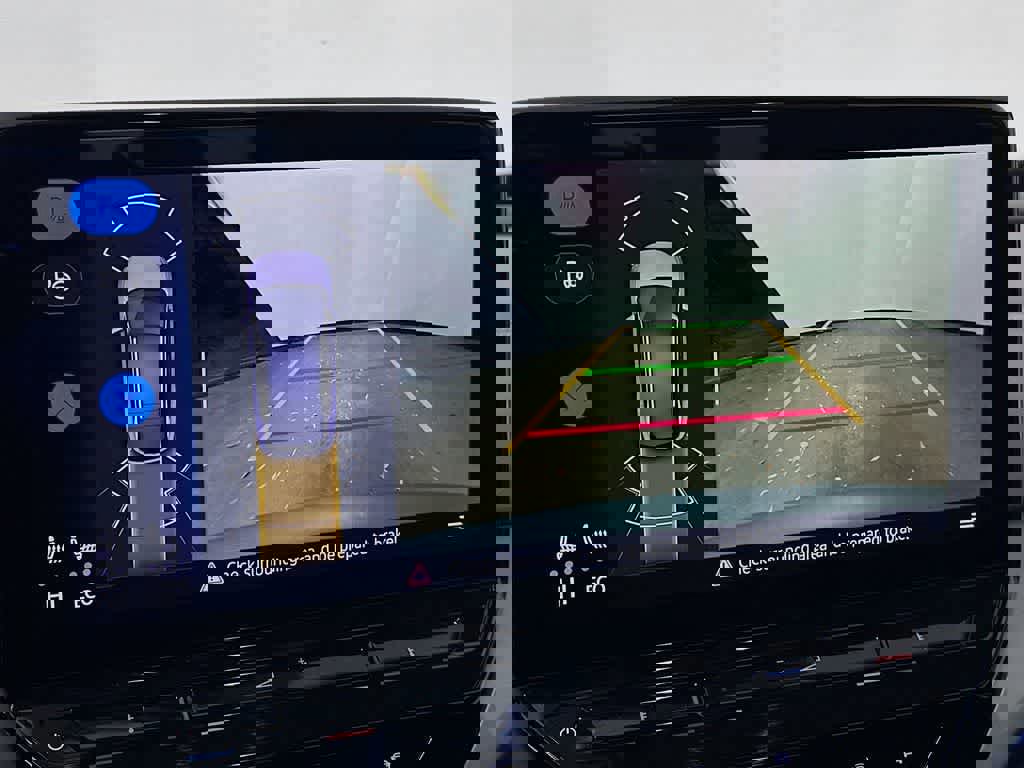 Used 2023 Volkswagen ID.4 Pro S image 29