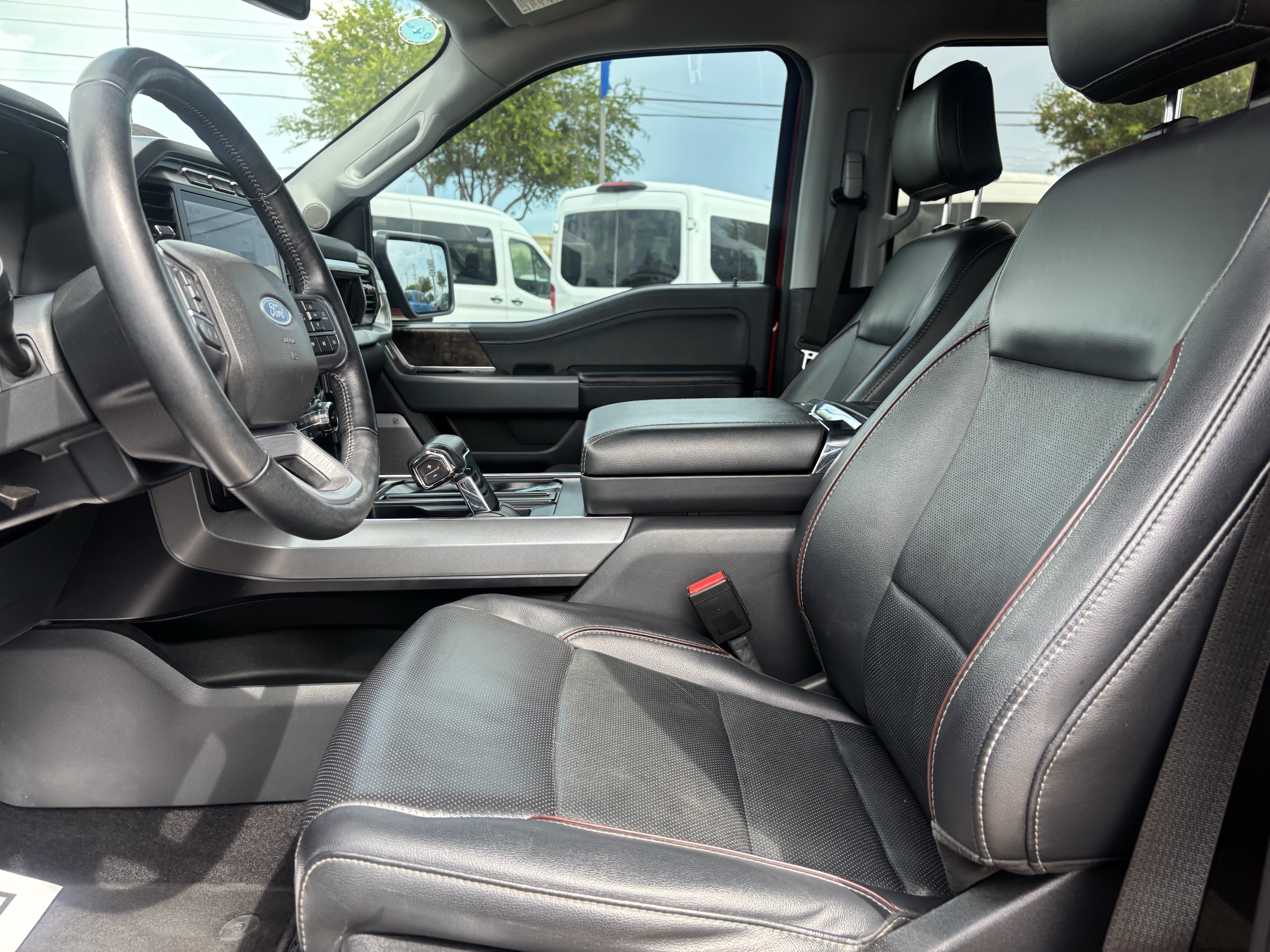 Certified 2023 Ford F150 Lariat w/ Trailer Tow Package AWD/4WD image 10