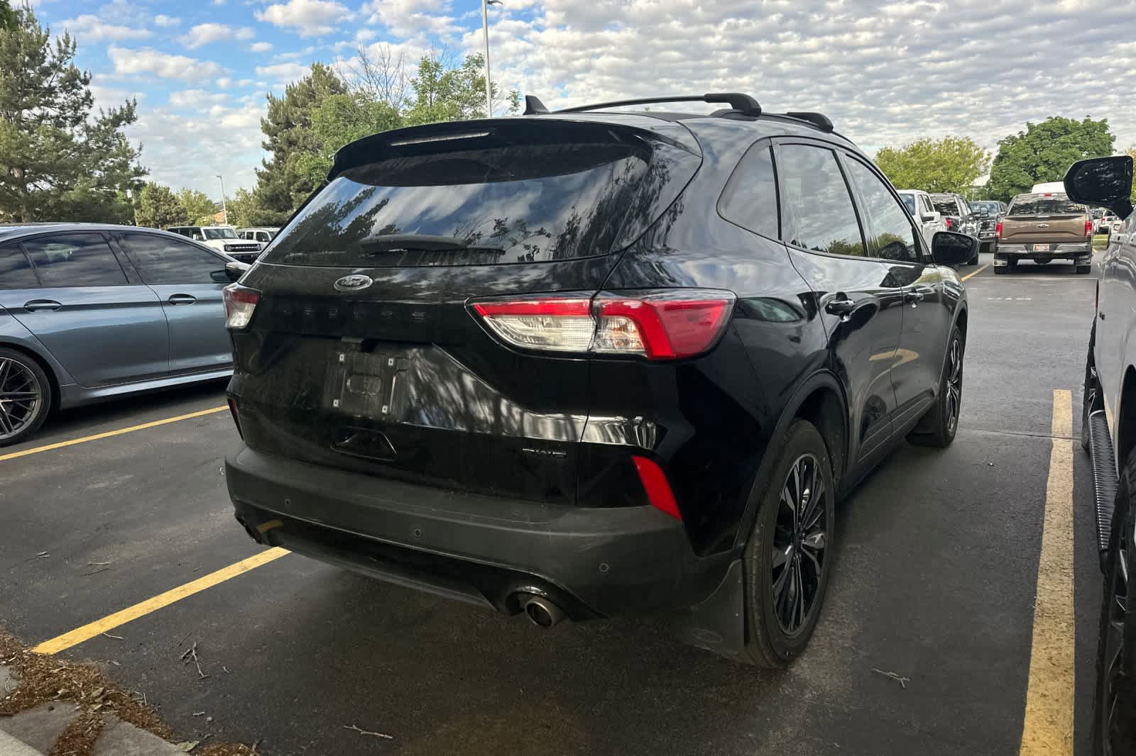 Certified 2022 Ford Escape SEL w/ SEL Stealth AWD Package image 4