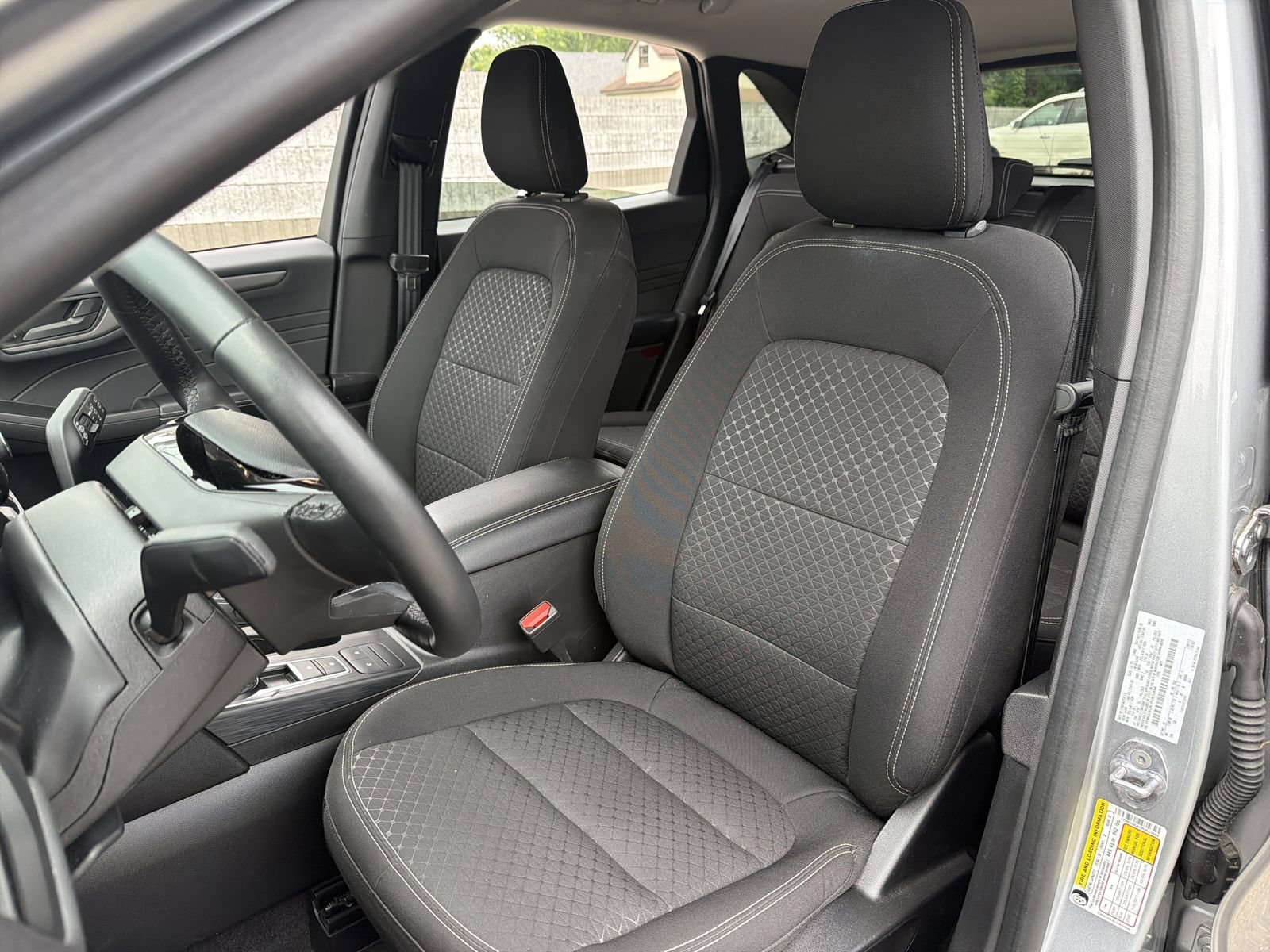 Certified 2023 Ford Escape Active AWD/4WD image 18