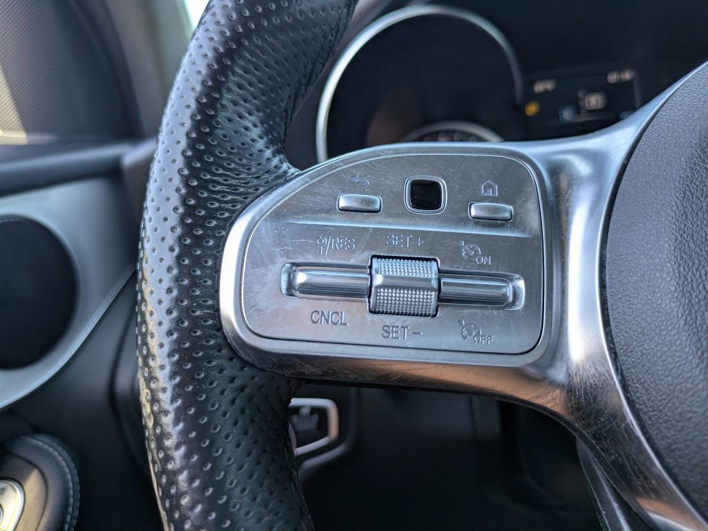 Used 2022 Mercedes-Benz GLC 300 image 26