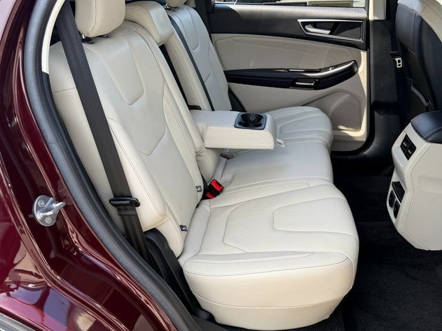 Certified 2018 Ford Edge Titanium w/ Technology Package FWD image 37