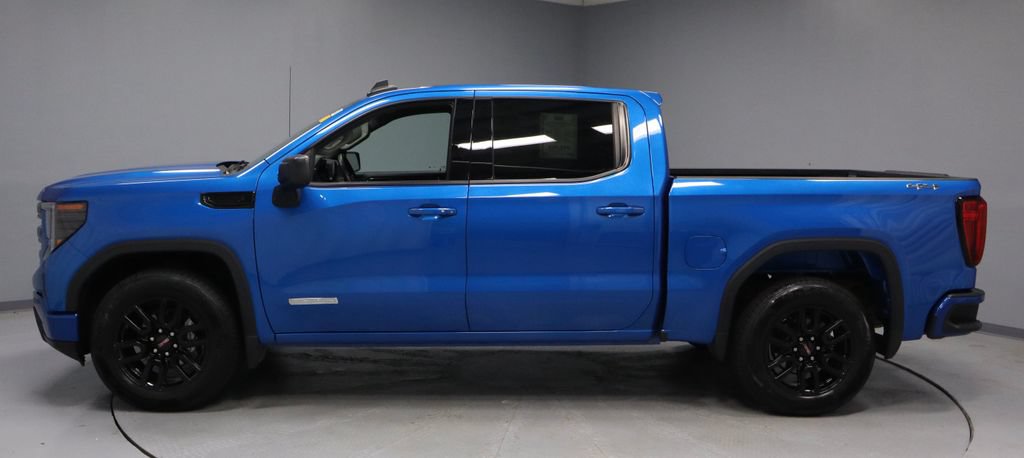Used 2023 GMC Sierra 1500 Elevation AWD/4WD image 7