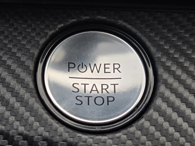 Certified 2025 Ford Mustang Mach-E Premium image 18