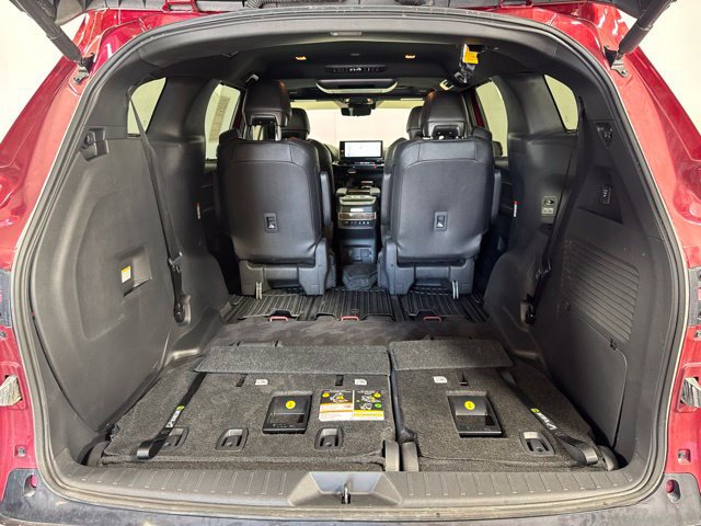 Used 2026 Toyota Sienna Platinum AWD/4WD image 24
